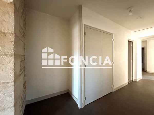 Location Appartement 3 pièces 81.09 m² - 3E ETAGE - DROITE Niort 79000