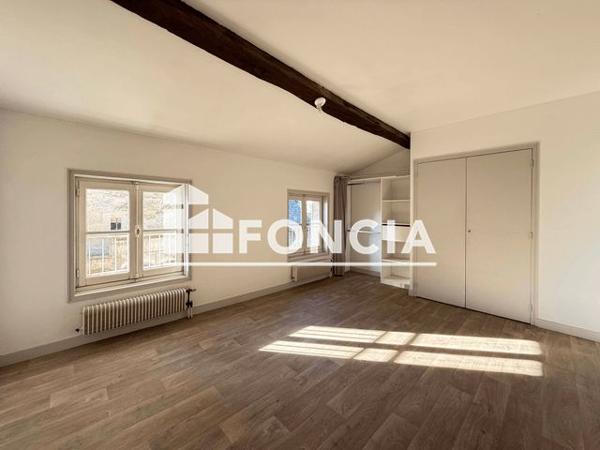 Location Appartement 3 pièces 81.09 m² - 3E ETAGE - DROITE Niort 79000