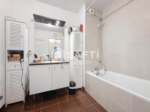 EN EXCLUSIVITE - APPARTEMENT DE TYPE 4 - SECTEUR HENRY VASNIER - BALCON - PARKING DOUBLE