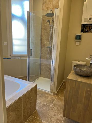 A LOUER MAISON PROCHE GARE ET CENTRE VILLE DE ST QUENTIN 02100.