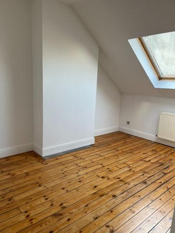 A LOUER MAISON PROCHE GARE ET CENTRE VILLE DE ST QUENTIN 02100.