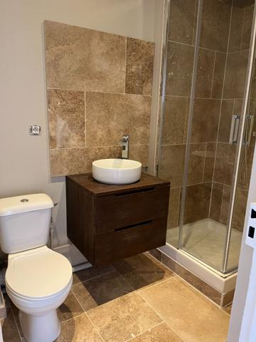 A LOUER MAISON PROCHE GARE ET CENTRE VILLE DE ST QUENTIN 02100.