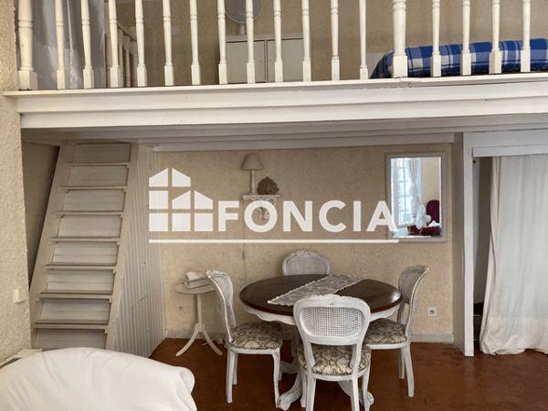 Location Studio meublé 43 m² - 12 RUE MANUEL Aix En Provence 13100
