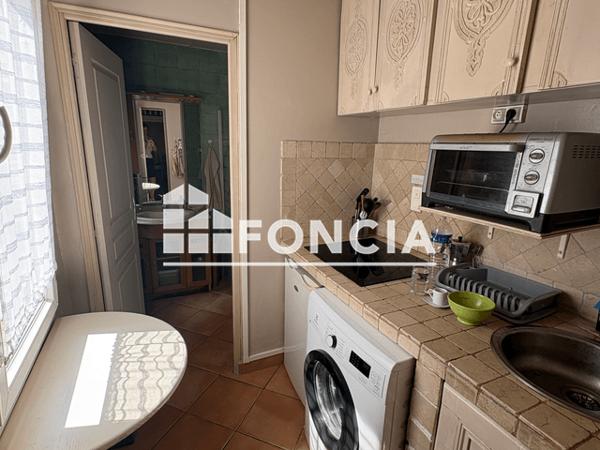 Location Studio meublé 43 m² - 12 RUE MANUEL Aix En Provence 13100