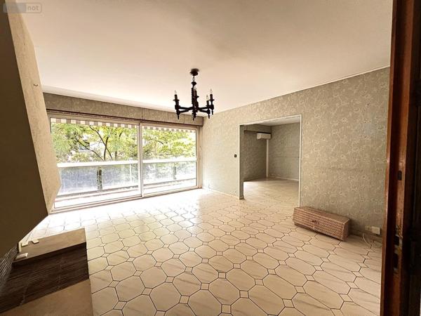 Appartement ancien à vendre à Bordeaux en Gironde (33000), ref : VNI APPARTEMENT BDX LUZE-VI