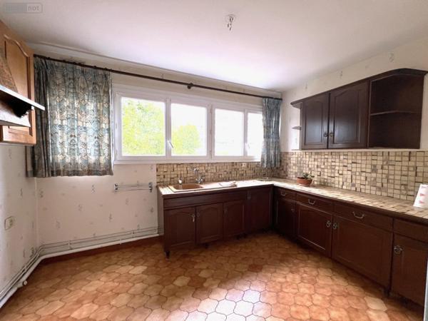 Appartement ancien à vendre à Bordeaux en Gironde (33000), ref : VNI APPARTEMENT BDX LUZE-VI