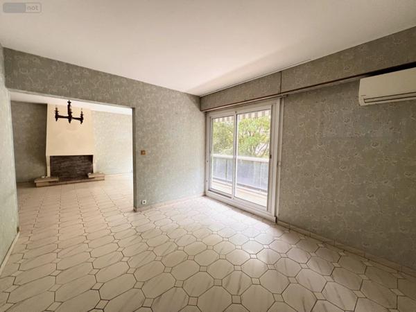 Appartement ancien à vendre à Bordeaux en Gironde (33000), ref : VNI APPARTEMENT BDX LUZE-VI