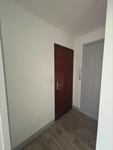 APPARTEMENT LOUVIERS - 1 pièce(s) - 28 m2