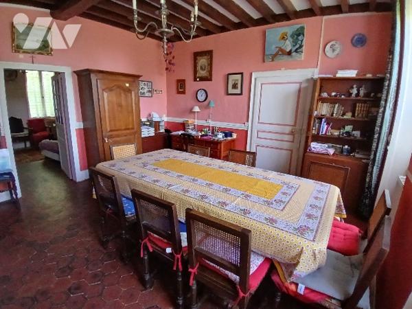 MAISON DE CARACTERE