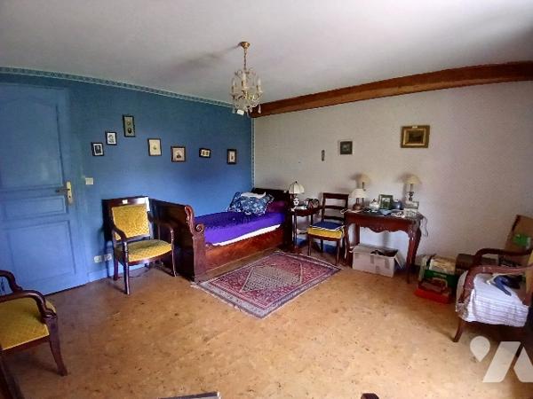 MAISON DE CARACTERE