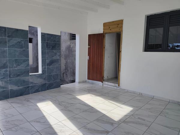 Maison à vendre 6 pièces SAINTE ANNE (971)