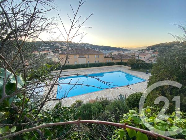 Appartement F3 à vendre  3 pièces - 77,30 m2 ST MANDRIER SUR MER - 83