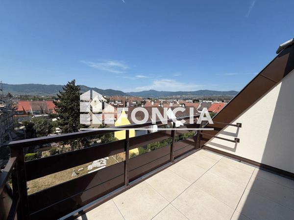 Location Appartement meublé 4 pièces 85.44 m² - 7 RUE DE ZIMMERBACH Colmar 68000