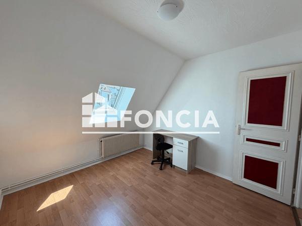 Location Appartement meublé 4 pièces 85.44 m² - 7 RUE DE ZIMMERBACH Colmar 68000