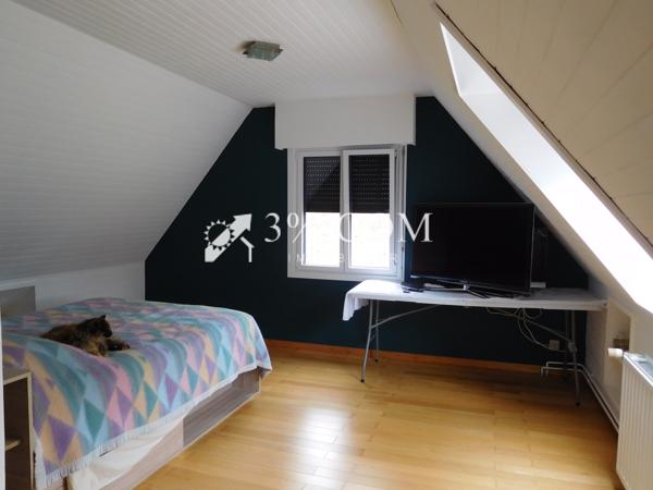 Maison
                                                                                                                                                                                                                                                                                                                        7 pièce(s)                                                                                                                                                                                                          4 chambre(s)                                                                                                                                                                                                          136  m²