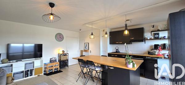 Appartement à vendre 3 pièces 68 m² Saint-Fargeau-Ponthierry