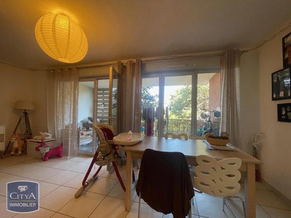 Appartement à louer 3 pièces 63.96m²