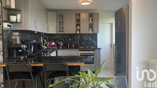 Appartement à vendre 4 pièces 83 m² Saint-Cyr-l'École