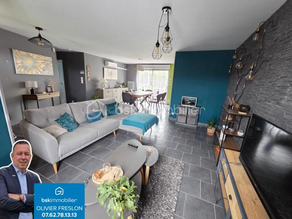 Magnifique Pavillon de plain-pied de 102 m² à Gimouille

Situé dans un joli coin de campagne, à 10 minutes des commerces, des écoles et des commodités de Nevers, nous vous présentons ce magnifique pavillon de plain-pied de 102 m² habitables, implanté sur un terrain de 1 100 m². Il propose 4 pièces dont 3 chambres, réparties comme suit : une entrée, un salon, un séjour, une cuisine, un cellier, un dégagement, un bureau, trois chambres, une salle d’eau et un wc indépendant.

L'entrée dispose d'un placard penderie pour le côté pratique, entrée sur une grande pièce de vie de 49 m², qui dispose d'un espace salon , d'un séjour dont la porte fenêtre donne sur une belle terrasse. La  pièce de vie se complète d'une cuisine ouverte, aménagée et équipée. De la cuisine, cette maison propose un cellier qui donne sur le garage de 15m².
Du salon , un dégagement de couloir dessert un bureau de 8m², une salle d’eau avec douche à l’italienne, un wc indépendant ainsi que trois chambres de 12 m², 10 m² et 10 m², toutes avec placards dressing.

Ce pavillon dispose d’huisseries en PVC double vitrage avec volets en PVC, d’une baie vitrée en aluminium double vitrage avec volet roulant motorisé, Il propose une pompe à chaleur Air / Air (climatisations réversibles),  complété par un chauffage électrique à inertie sèche, ainsi qu'un ballon production production d’eau chaude. Ce pavillon bénéficie d’un diagnostic de performance énergétique en classe C donc économique et d’une émission de gaz à effet de serre en classe A donc peu polluante. 
Les sols de cette maison sont en carrelage, sauf pour le bureau et les chambres qui sont en parquet. 
Sa toiture est en tuiles mécaniques en terre cuite. 
Côté assainissement, le pavillon est équipé d’une fosse septique.
Côté internet, il bénéficie de la fibre.
Côté extérieur, profitez d’un garage de 15 m², d’un abri, d’une terrasse en bois avec store banne , ainsi que d’un terrain de 1 100 m² arboré, entretenu et entièrement clos avec portail motorisé. 

Les plus de ce pavillon : sa situation en pleine campagne, à 10 minutes des commerces, des écoles et des commodités de Nevers, son terrain de 1 100 m², sa belle pièce de vie de 49 m², ses 3 chambres avec dressing, son garage de 15 m², ainsi que sa terrasse en bois avec store banne.

Des photos supplémentaires sont disponibles sur BSK IMMOBILIER, rubrique Nos conseillers, Olivier FRESLON.
Pour tout renseignement complémentaire ou pour une visite, contactez moi au 07 62 78 13 13 .

Un pavillon de plain-pied au calme de la campagne, à découvrir sans tarder : ne passez pas à côté de ce magnifique coup de coeur à Gimouille !