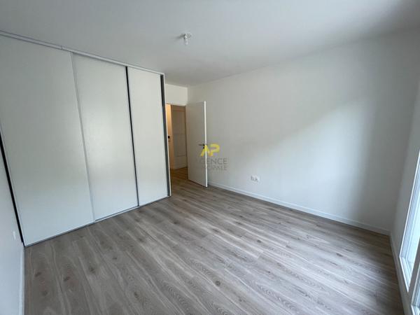 F2 - MARINA

Loyer €1 100/mois charges comprises **

- Ref : 1919