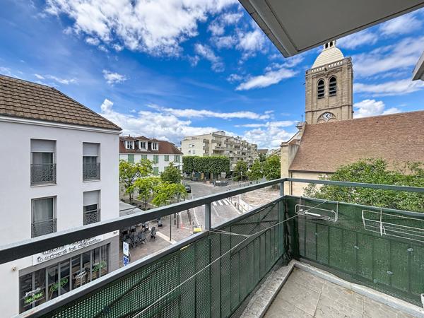 Appartement
         4 pièces
        - 89 m² Exclusivité 440 000 € *