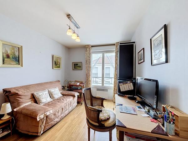 Appartement
         4 pièces
        - 89 m² Exclusivité 440 000 € *