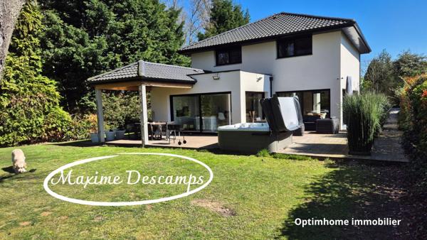 Maison individuelle en semi plain pied sur 1009m2