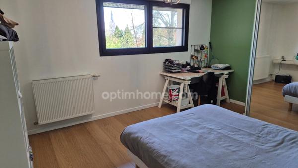 Maison individuelle en semi plain pied sur 1009m2