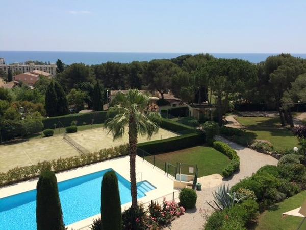 Appartement à VILLENEUVE LOUBET (06270)