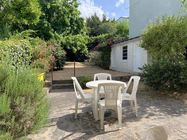 BASSE-INDRE, proche Nantes, Vue sur Loire, Maison 4 chambres, garage et jardin