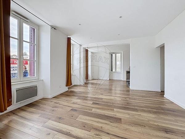 Immeuble 4 chambre(s) à vendre - Montbéliard, Doubs - 25