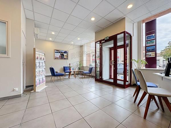 Immeuble 4 chambre(s) à vendre - Montbéliard, Doubs - 25