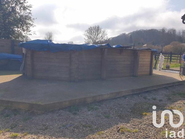 Maison de ville 8 pièces de 170 m² à Beaumont-le-Roger (27170)