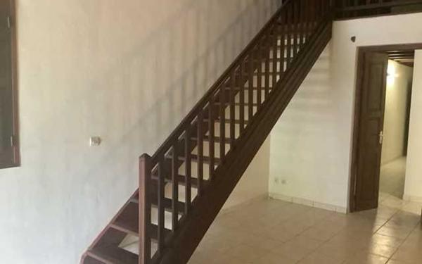 Maison à louer    3 pièces •  Sainte-Anne