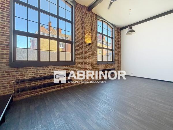 Vivez l’histoire, habitez l’exception, véritable Loft de 132 m² 2 Chambres dans un emblématique bâtiment de Roubaix ROUBAIX