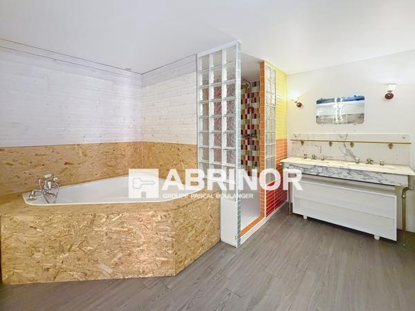 Vivez l’histoire, habitez l’exception, véritable Loft de 132 m² 2 Chambres dans un emblématique bâtiment de Roubaix ROUBAIX