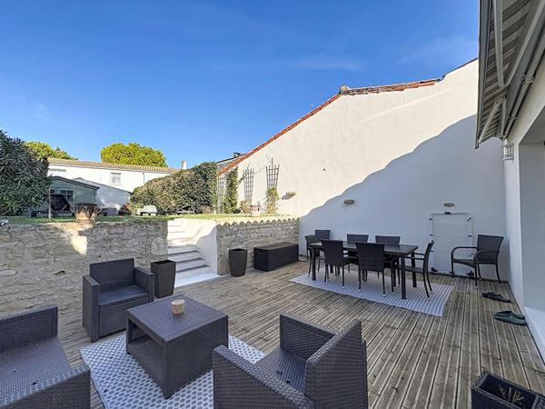 Maison Thaire 4 pièce(s) 114 m2