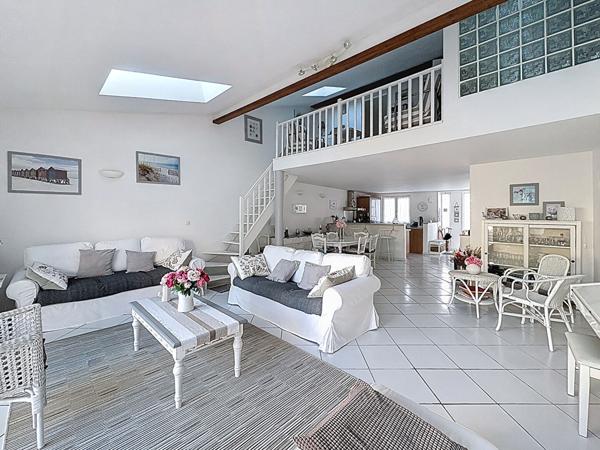 Maison Thaire 4 pièce(s) 114 m2