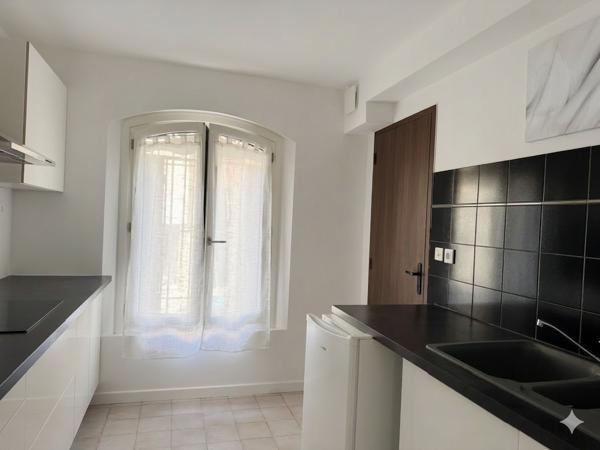 Draguignan (83300) Appartement T3 rénové avec garage de 21 m² à Draguignan
