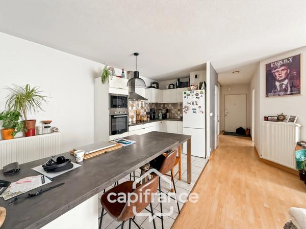 À vendre – Appartement T3 de 67,71 m² – Centre-ville de Pontivy – Calme – Garage