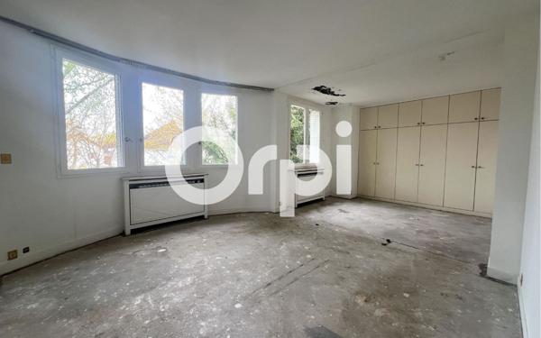 Maison à vendre    5 pièces •  Sceaux