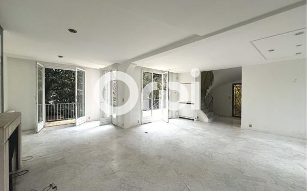 Maison à vendre    5 pièces •  Sceaux