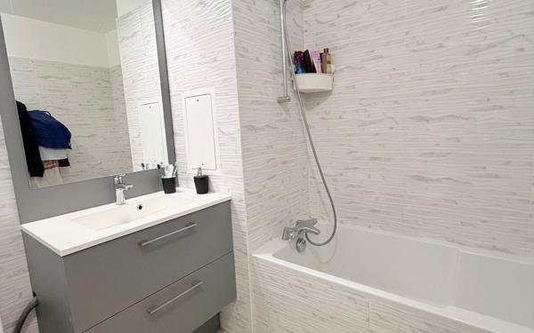 Appartement à louer    3 pièces •  Clamart