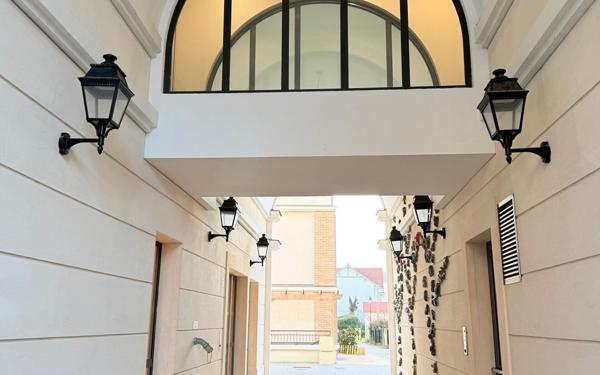 Appartement à louer    3 pièces •  Clamart