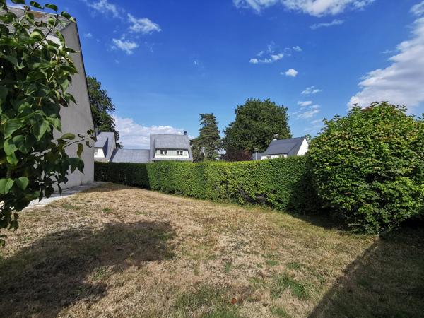 BAYEUX – Pavillon 4 chambres avec garage et jardin