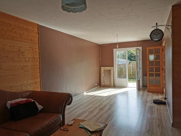 BAYEUX – Pavillon 4 chambres avec garage et jardin