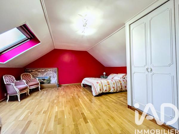 Maison à vendre 7 pièces 141 m² Saint-Arnoult-en-Yvelines