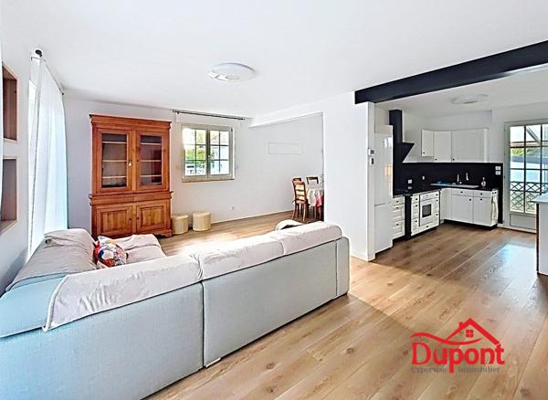 Maison individuelle avec 4 chambres, jardin et garage en sous-sol