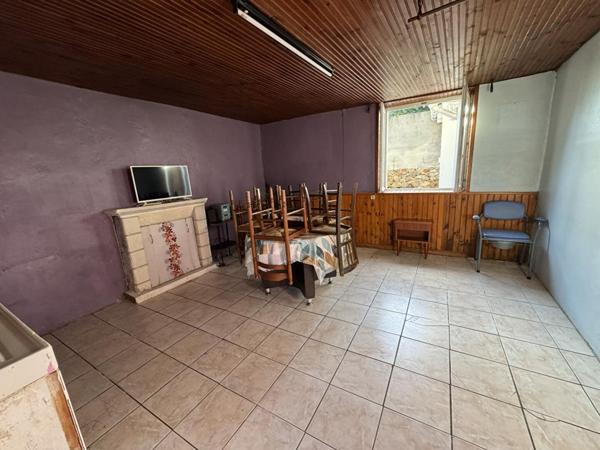 Une maison d'environ 35 m² de bourg à réinventer