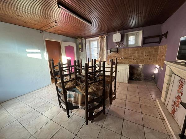Une maison d'environ 35 m² de bourg à réinventer
